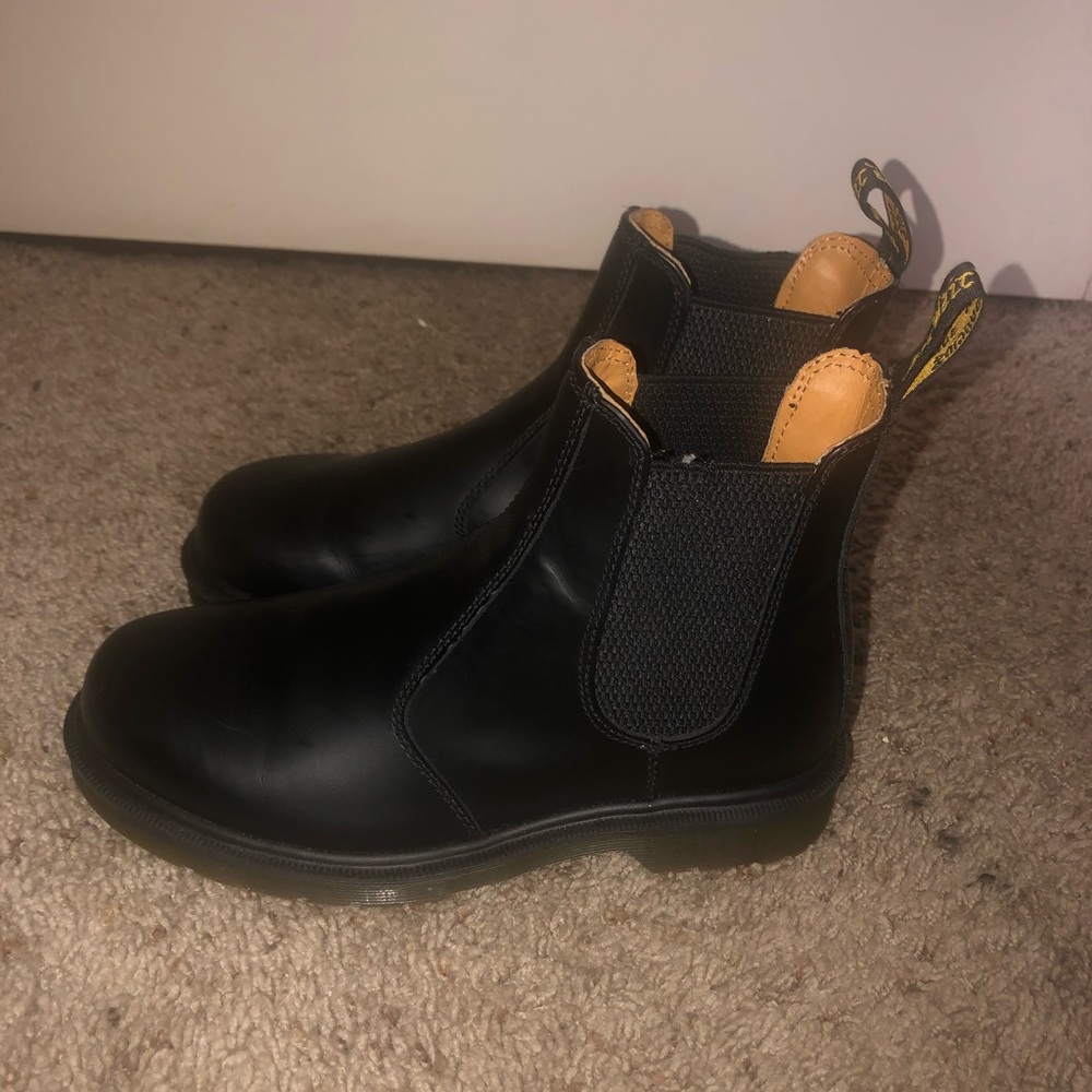 Dr Marten Chelsea Boots